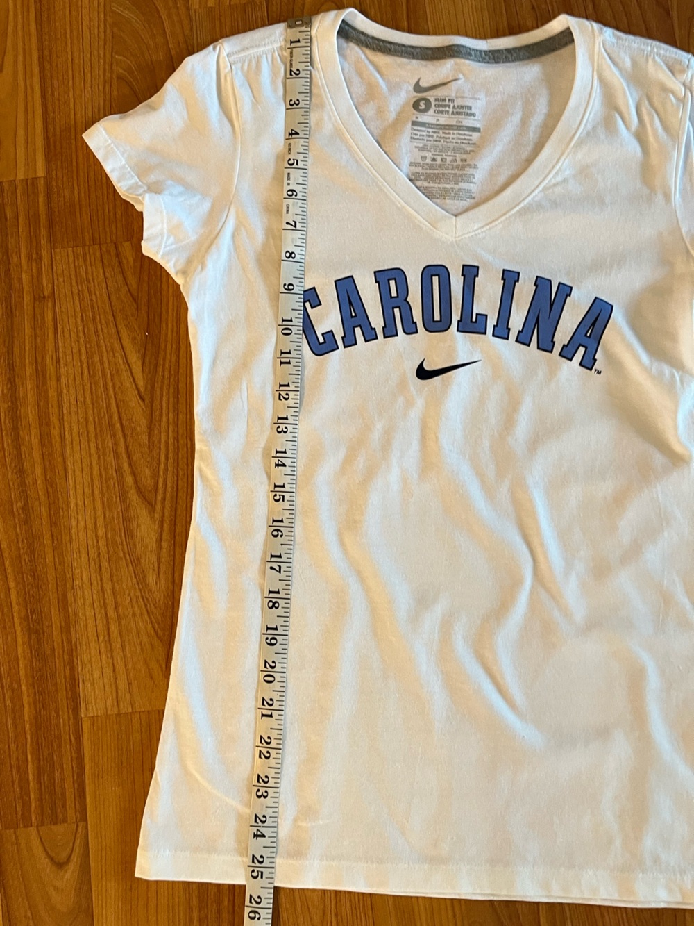NWT- Nike Women's White V-Neck Tee with Carolina Blue Lettering - Picture 6 of 6